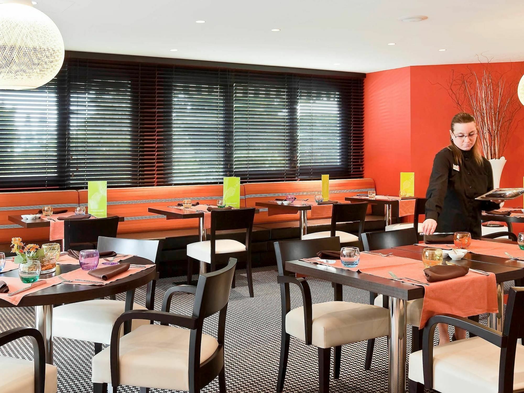 Mercure Pau Palais Des Sports Ngoại thất bức ảnh