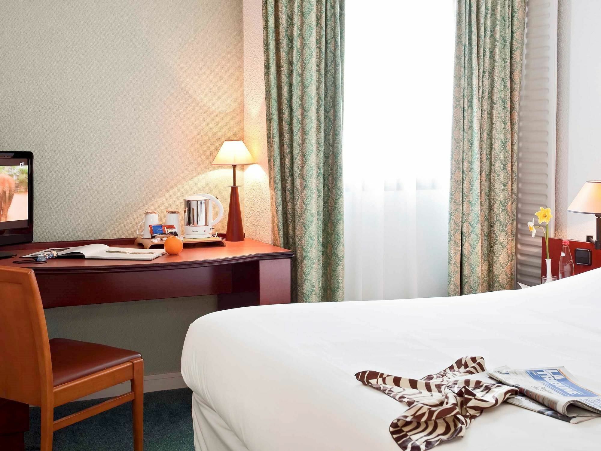 Mercure Pau Palais Des Sports Ngoại thất bức ảnh